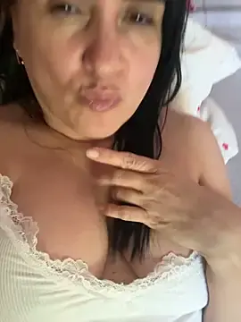 Stripchat Best Webcam of TriumphLove