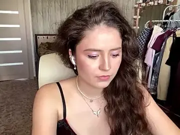 Stripchat Free Porn Cam of CrispyVeil