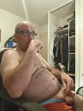 Stripchat Free Porn Cam of veryverybigdick45