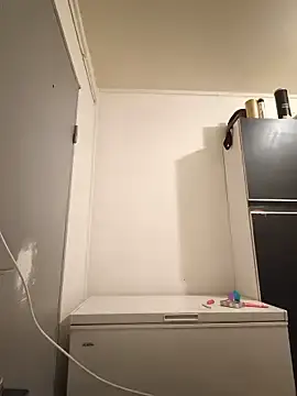 Stripchat Free Porn Cam of Hugo-hetero34