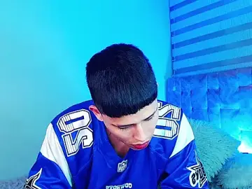 Stripchat Free Porn Cam of _justinmoon2