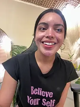 Stripchat Live Sex Cam of TS-SimplyTheBest