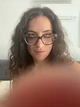 Stripchat Live Sex of CoquineCharmeuse