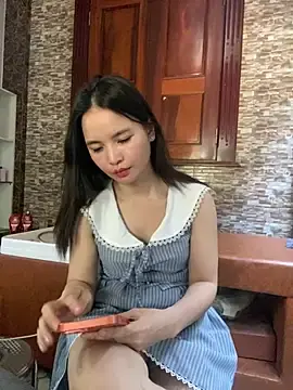 Stripchat Live Porn of LiLi-Kirix99