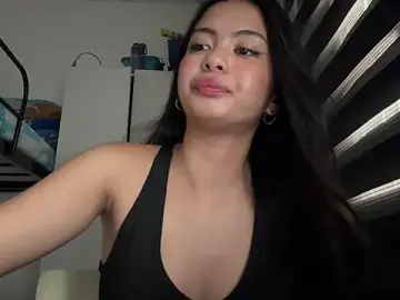 Stripchat Free Porn Cam of MoonLoch