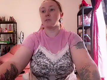 Stripchat Live Sex Cam of kisicaxx
