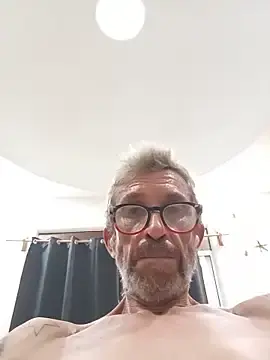 Stripchat Adult Webcams of chris-sbh11