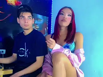 Stripchat Live Sex Cam of LuxeCouple