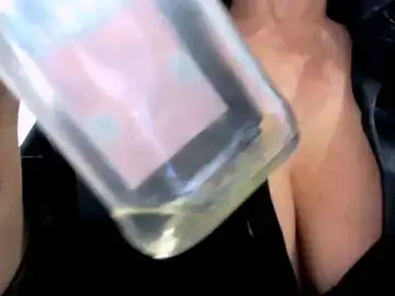 Stripchat Free Live Porn of valeriasexxx