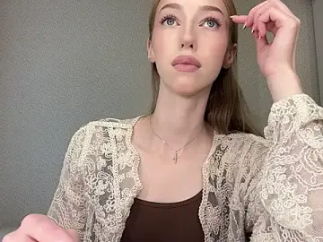 Stripchat Watch Live Sex Cams of TraceyHowey