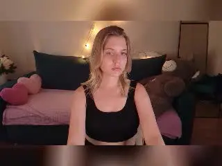 Xlovecam Live Sex of VikiCharm