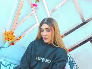 Xlovecam Sex Cam of DarianaGio