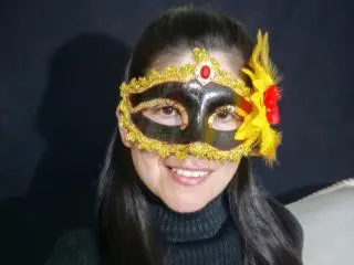Xlovecam Live Sex Cam of RossanaHairy