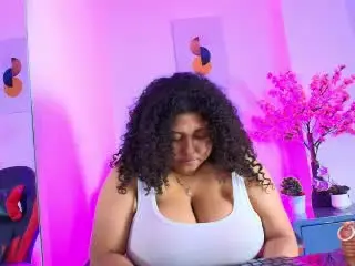 Xlovecam Sex Chat of Ayliin