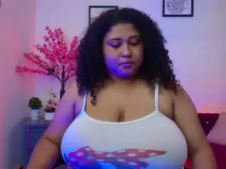 Xlovecam Watch Live Sex Cams of Ayliin