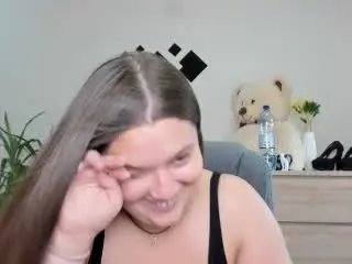Xlovecam Live Sex of Madrinia