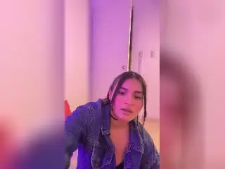 Xlovecam Nude Webcam of MiiaPalmer