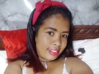 Xlovecam Adult Webcams of MariahSquirting69