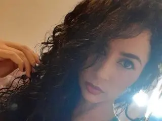 Xlovecam Watch Live Sex Cams of SexyKonnyX