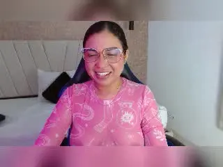 Xlovecam Free Porn Cam of AliceSmity