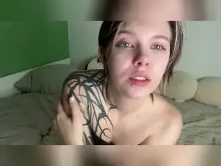Xlovecam Free Live Porn of LaurenceCloud