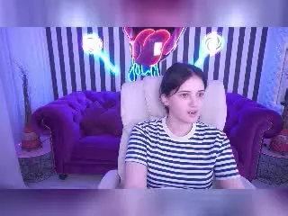 Xlovecam Free Porn Cam of DianaYeess